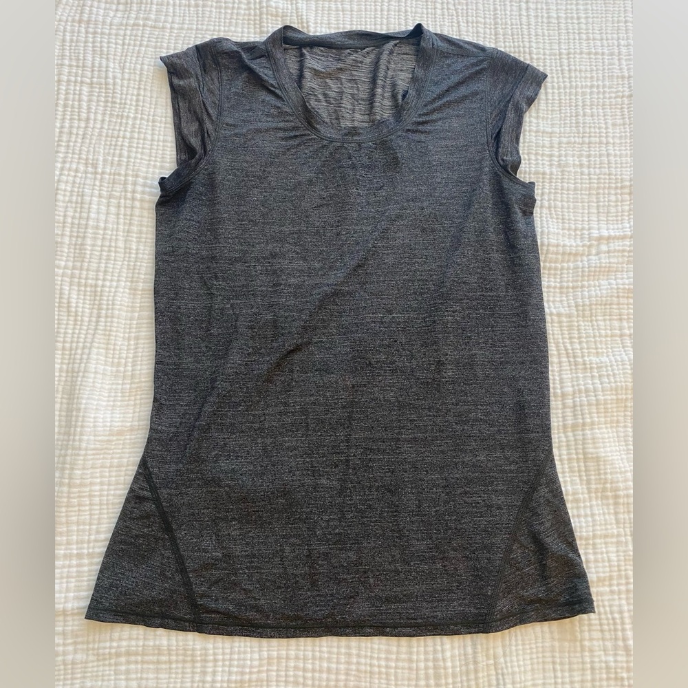 Lululemon silver muscle tank